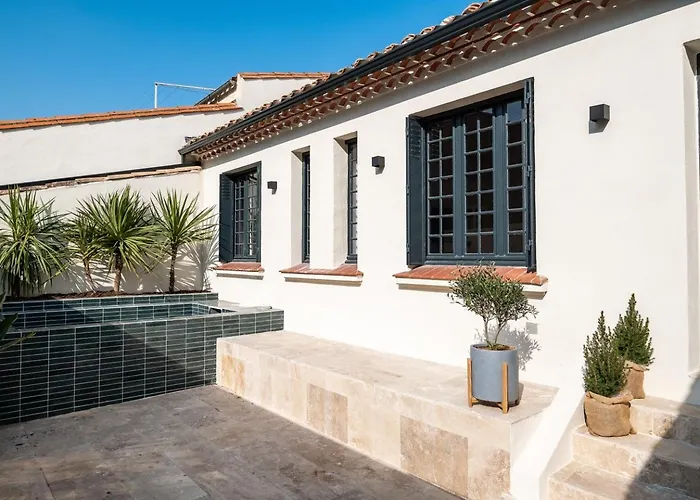 La Maison De Jean By Maison Bacou